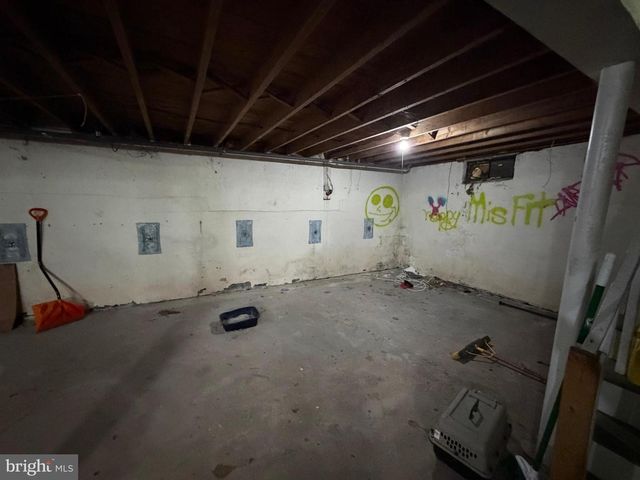 607 VETERANS HWY, Bristol, PA 19007