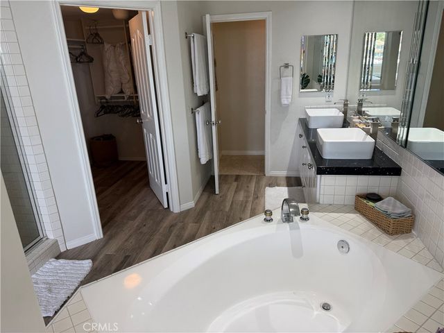 4165 Warner Avenue 202, Huntington Beach, CA 92649