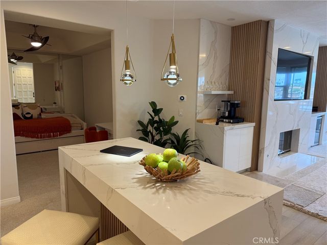 4165 Warner Avenue 202, Huntington Beach, CA 92649