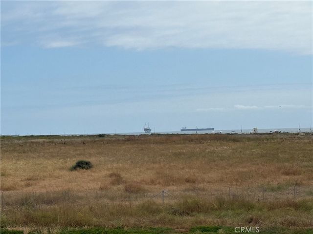 4165 Warner Avenue 202, Huntington Beach, CA 92649