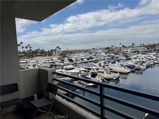 4165 Warner Avenue 202, Huntington Beach, CA 92649