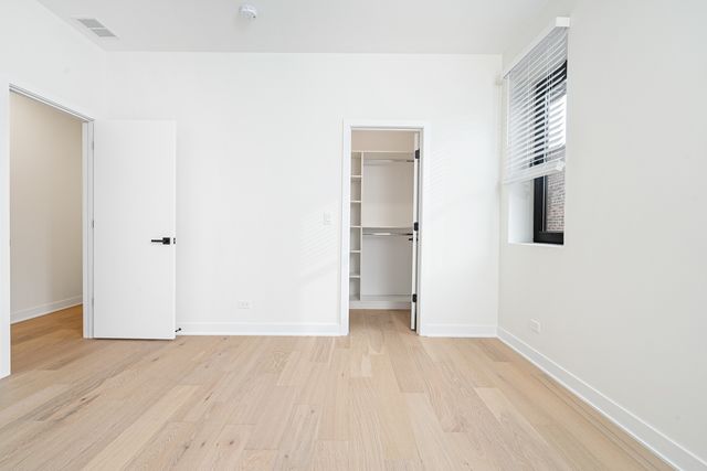 4706 N Malden Street 3North, Chicago, IL 60640