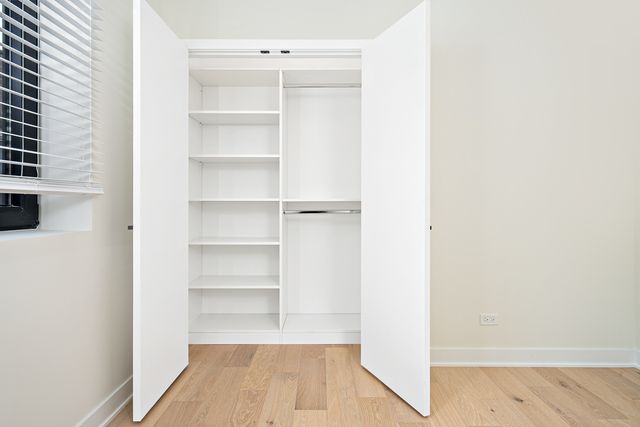 4706 N Malden Street 3North, Chicago, IL 60640