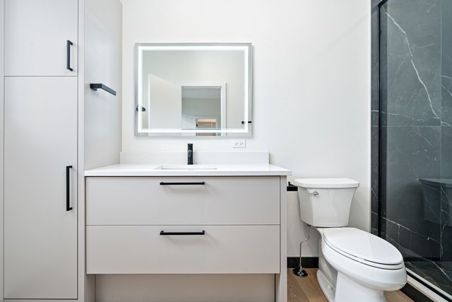 4706 N Malden Street 3North, Chicago, IL 60640