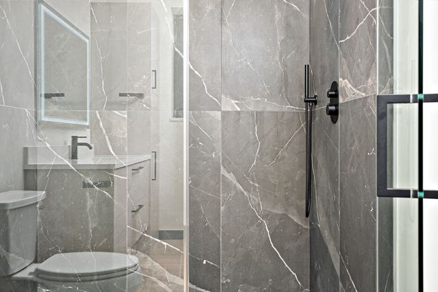 4706 N Malden Street 3North, Chicago, IL 60640