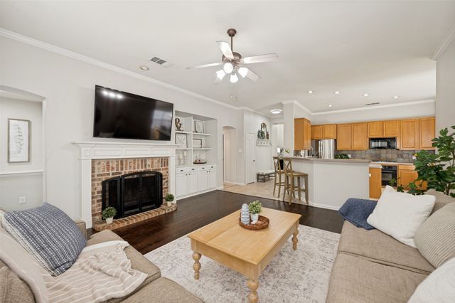 2529 Indian Hills Dr, Little Elm, TX 75068
