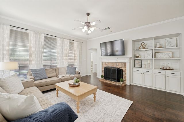 2529 Indian Hills Dr, Little Elm, TX 75068