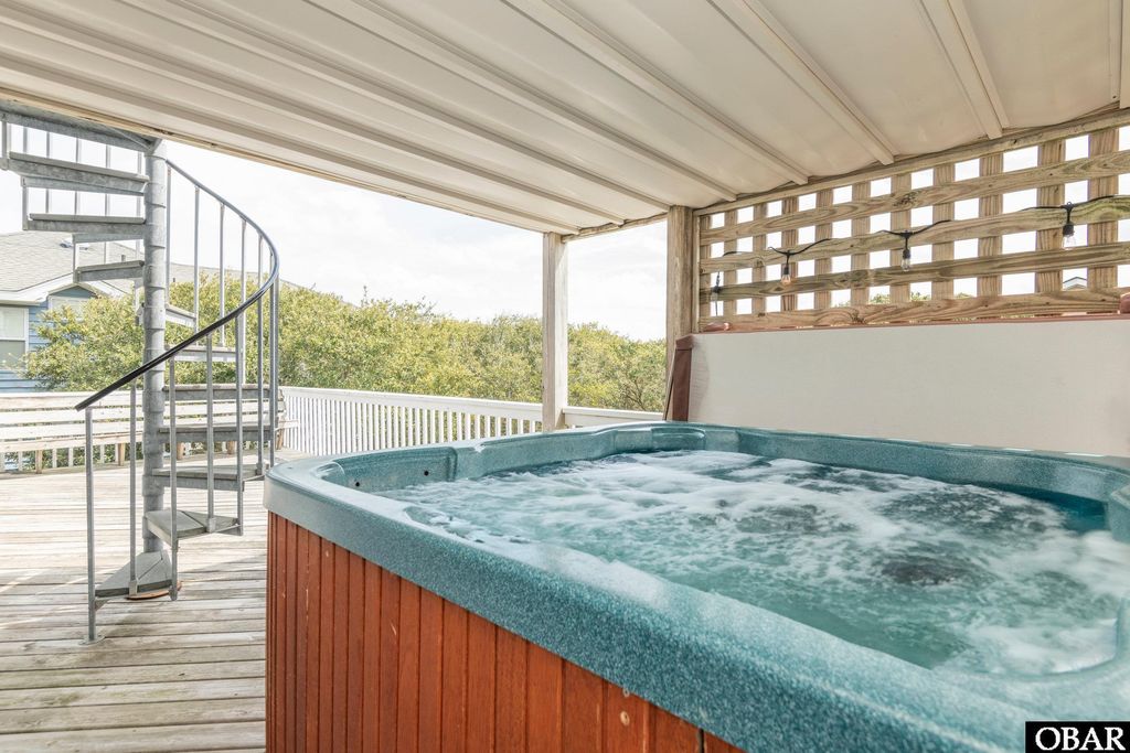 Image 15 of property listing at 630 Skimmer Court Unit: Lot 20, Corolla, NC 27927