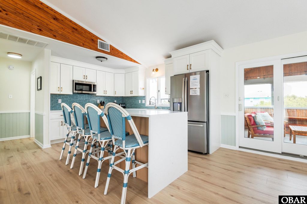 Image 6 of property listing at 630 Skimmer Court Unit: Lot 20, Corolla, NC 27927