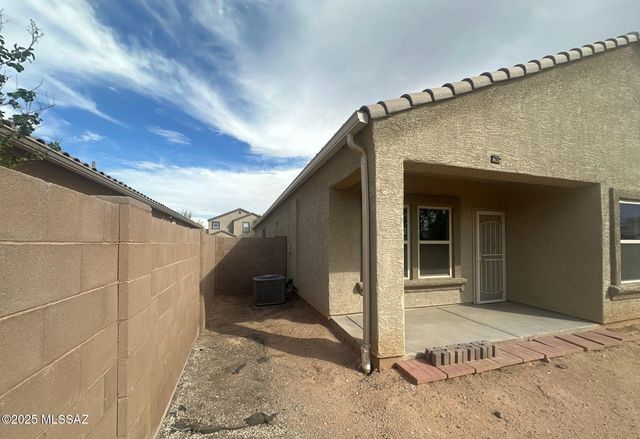 10279 Palo Rojo Way, Marana, AZ 85653