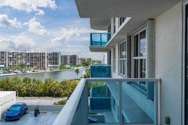 3800 S Ocean Dr 522, Hollywood, FL 33019