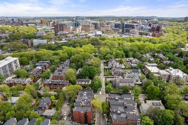 43 Carlton St 2, Brookline, MA 02446