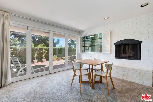 131 Ashdale Avenue, Los Angeles, CA 90049