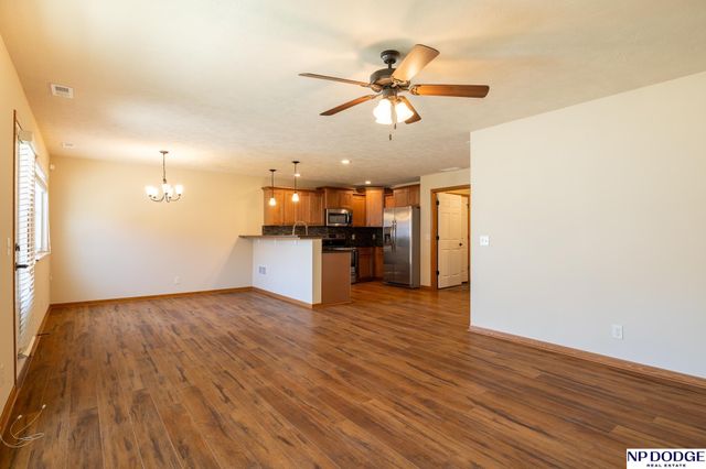 8922 Buckshot Road, Lincoln, NE 68507