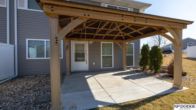 8922 Buckshot Road, Lincoln, NE 68507