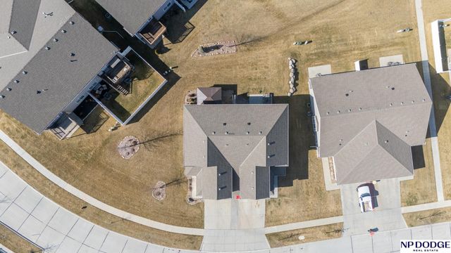 8922 Buckshot Road, Lincoln, NE 68507