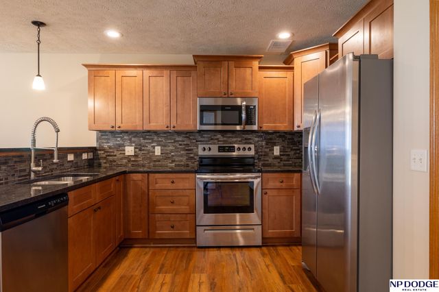 8922 Buckshot Road, Lincoln, NE 68507