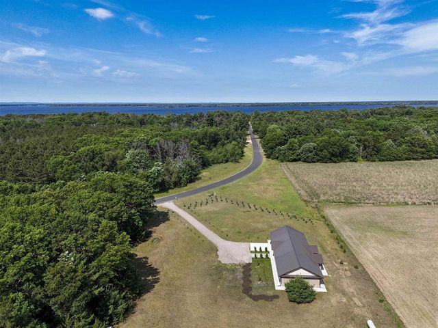 2234 19th Boulevard, Friendship, WI 53934