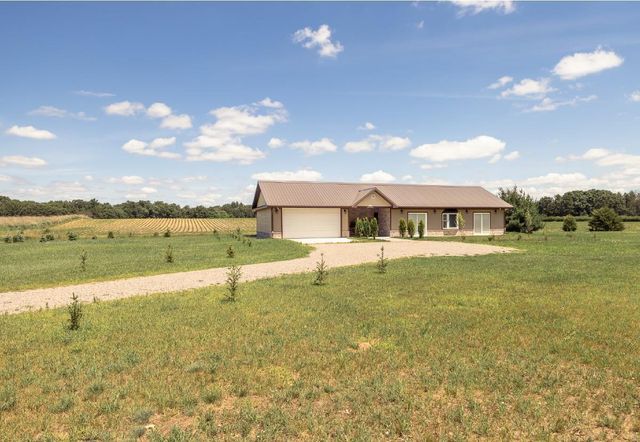 2234 19th Boulevard, Friendship, WI 53934