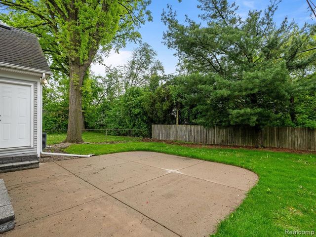 1888 Webster Street, Birmingham, MI 48009