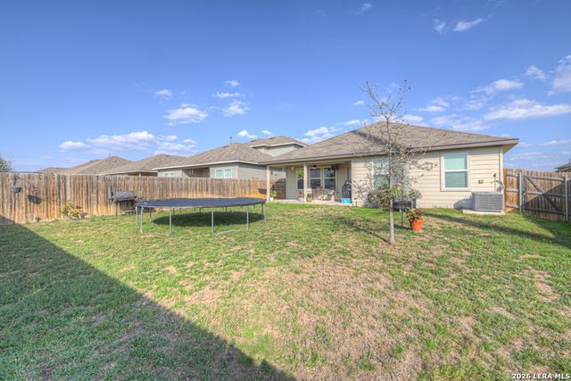1316 Parkwood, Seguin, TX 78155