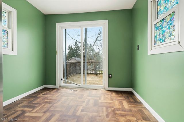 102 E Brookside Avenue, Akron, OH 44301