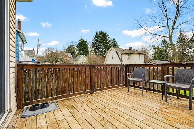 102 E Brookside Avenue, Akron, OH 44301