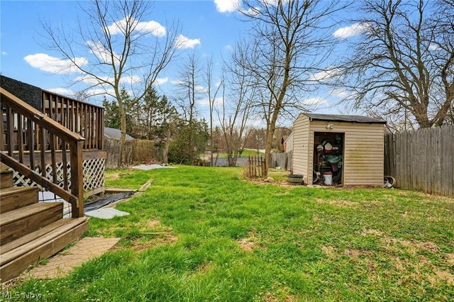 102 E Brookside Avenue, Akron, OH 44301