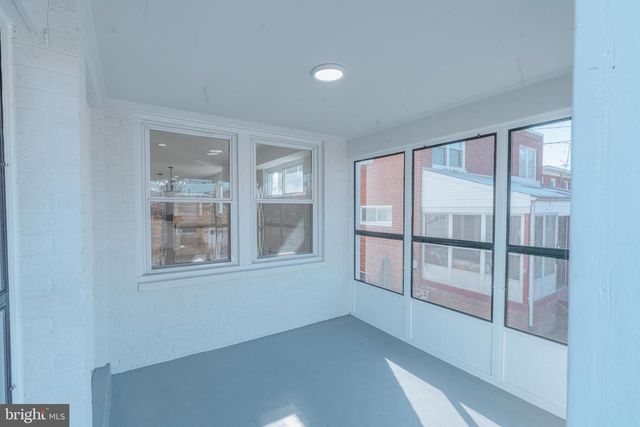 413 KENNEDY NE, Washington, DC 20011