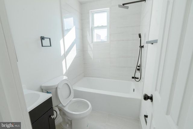 413 KENNEDY NE, Washington, DC 20011