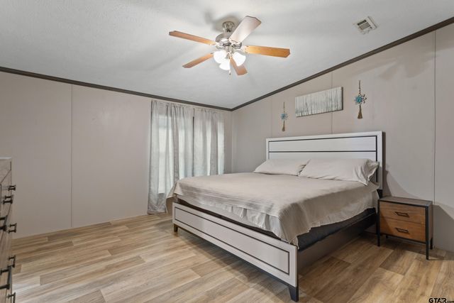 17210 Countrywood, Lindale, TX 75771