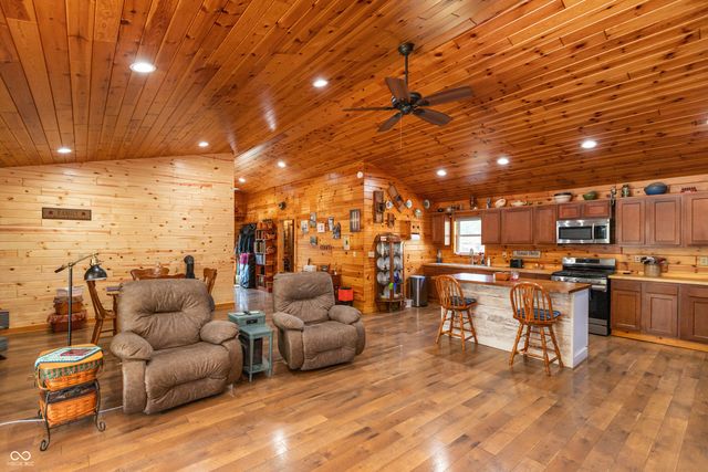 3391 W County Road 1125 N, Seymour, IN 47274