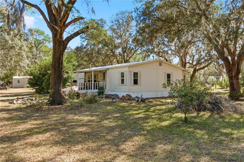 Image 26 of property listing at 1349 SW 27TH PLACE, Bell, FL 32619