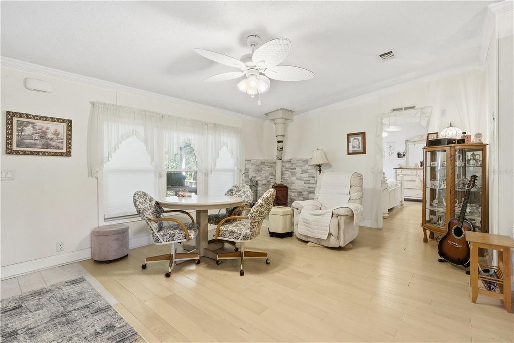 Image 36 of property listing at 1349 SW 27TH PLACE, Bell, FL 32619