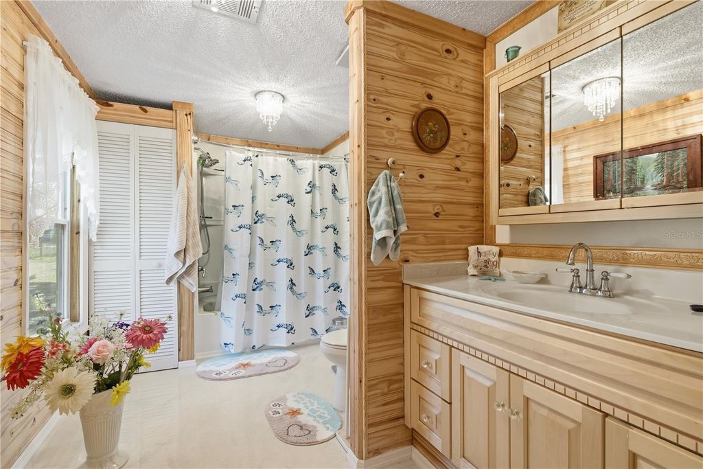 Image 48 of property listing at 1349 SW 27TH PLACE, Bell, FL 32619