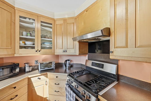315 Hollywood Drive, Charleston, SC 29407