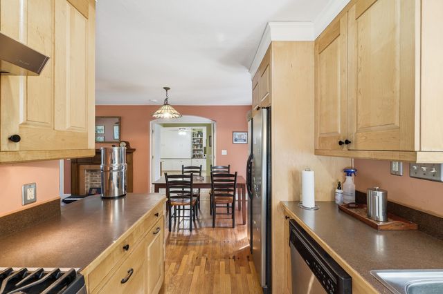 315 Hollywood Drive, Charleston, SC 29407