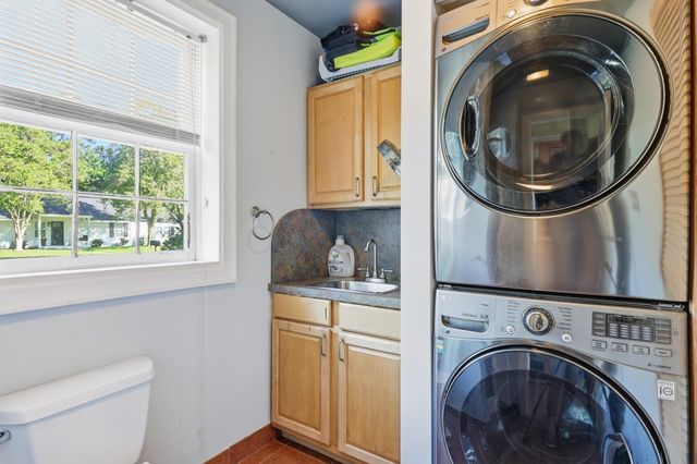 315 Hollywood Drive, Charleston, SC 29407