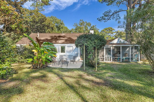 315 Hollywood Drive, Charleston, SC 29407