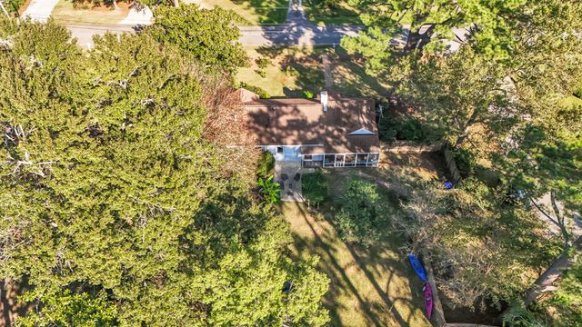 315 Hollywood Drive, Charleston, SC 29407