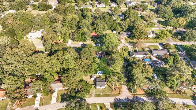 315 Hollywood Drive, Charleston, SC 29407