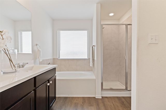 516 Circle WAY, Jarrell, TX 76537