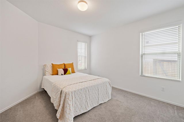 516 Circle WAY, Jarrell, TX 76537