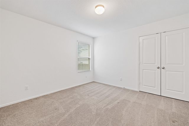 516 Circle WAY, Jarrell, TX 76537