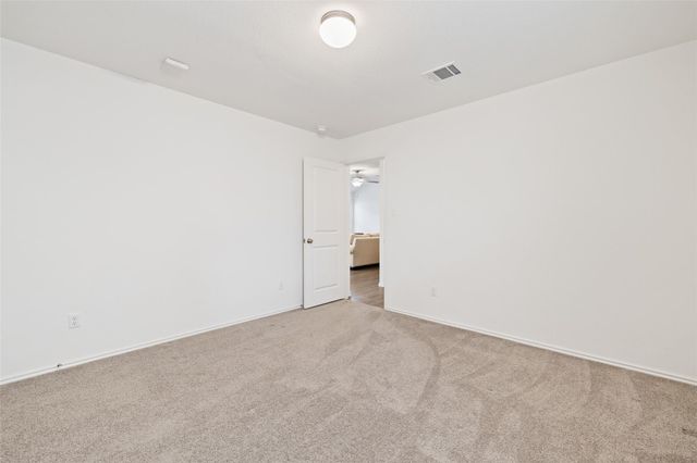 516 Circle WAY, Jarrell, TX 76537