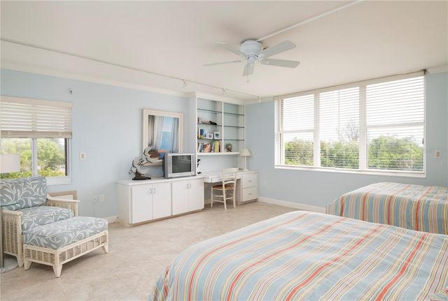 2675 GULF OF MEXICO DRIVE 204, Longboat Key, FL 34228