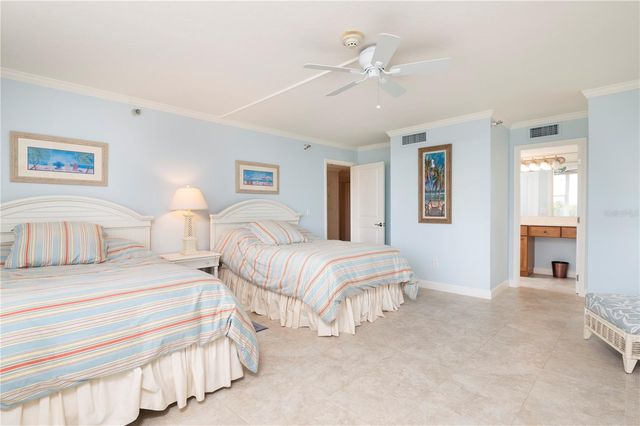 2675 GULF OF MEXICO DRIVE 204, Longboat Key, FL 34228