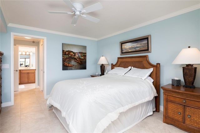 2675 GULF OF MEXICO DRIVE 204, Longboat Key, FL 34228