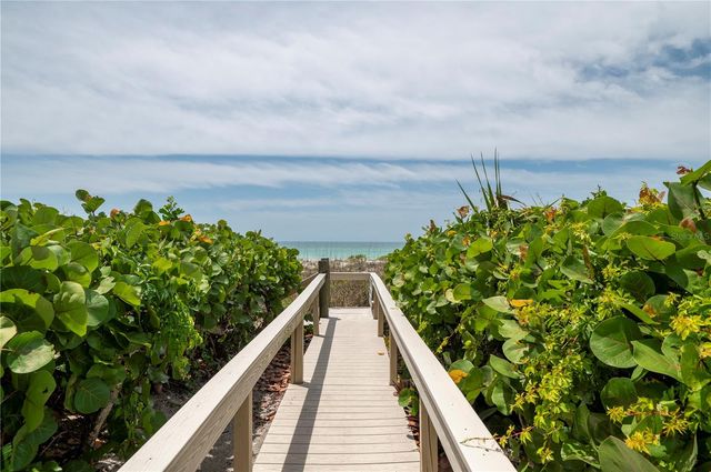 2675 GULF OF MEXICO DRIVE 204, Longboat Key, FL 34228