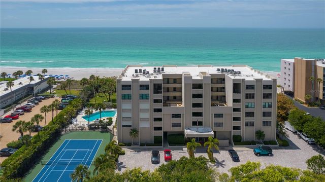 2675 GULF OF MEXICO DRIVE 204, Longboat Key, FL 34228